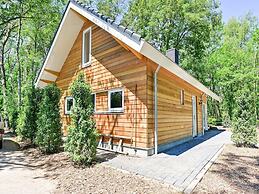 House in Reutum With Jacuzzi & Forest View