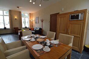 Cozy Apt 2, 16thc Castle