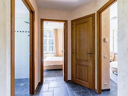 Cozy Apt 2, 16thc Castle