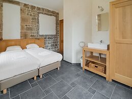 Cozy Apt 2, 16thc Castle