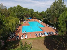 Semi Detached Bungalow with AC near Coast of Tuscany