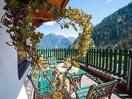 Apartment Between Mayrhofen and Finkenberg