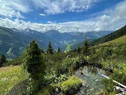 Apartment in Mayrhofen With Balcony