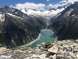 Apartment in Mayrhofen With Terrace