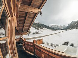 Apartment in Kleinarl With Garden and Grill