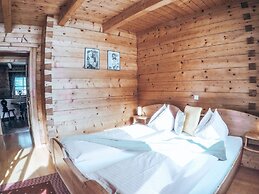 Apartment in Kleinarl With Garden and Grill