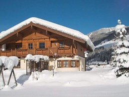 Apartment in Kleinarl With Garden and Grill