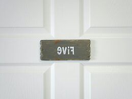 Garden-view Holiday Home in Plymouth With Sauna