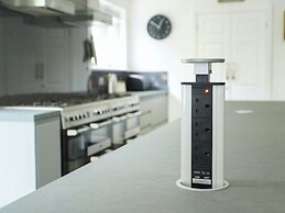 Garden-view Holiday Home in Plymouth With Sauna