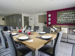 Garden-view Holiday Home in Plymouth With Sauna