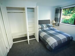 Garden-view Holiday Home in Plymouth With Sauna