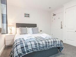 Garden-view Holiday Home in Plymouth With Sauna