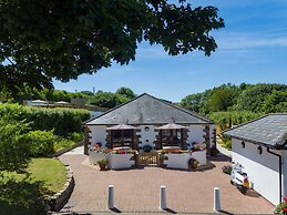Garden-view Holiday Home in Plymouth With Sauna
