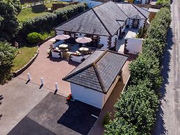 Garden-view Holiday Home in Plymouth With Sauna
