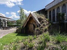 Comfortable Chalet With Microwave, Near Efteling