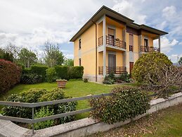 Belvilla by OYO Casa Olmi