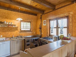 Cozy Holiday Home in Kvarner with Outdoor Hot Tub