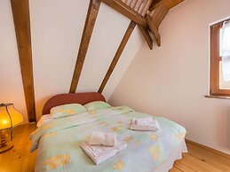 Cozy Holiday Home in Kvarner with Outdoor Hot Tub