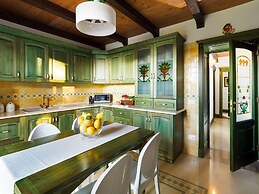 Belvilla by OYO Gira Sole