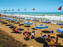 Belvilla by OYO Baia Domizia Villaggio Camping D3