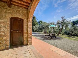 Holiday Home in Tuscany With Shared Pool