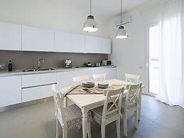 Luxury Villa in Marsala With Pool and Private Garden and Near the Sea