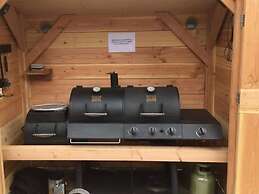 Rustic Farmhouse Retreat in Groet