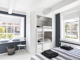 Rustic Farmhouse Retreat in Groet