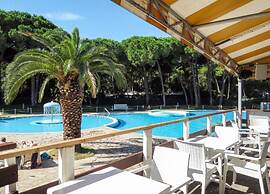 Belvilla by OYO Baia Domizia Villaggio Camping I3