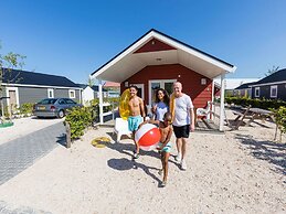 Fully Furnished Tiny House near Beach