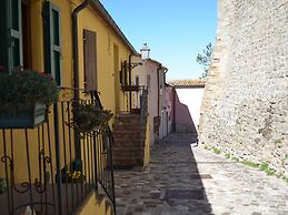 Residence Apartment Near the Beach