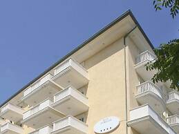 Residence Apartment Near the Beach