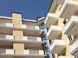 Residence Apartment Near the Beach