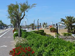 Residence Apartment Near the Beach