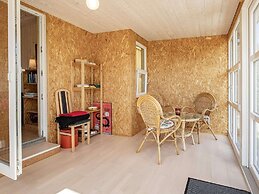 Tranquil Nature Escape-by Traum