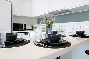 Phaedrus Living Seaside Luxury Flat Athina 108