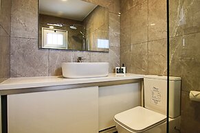 Phaedrus Living Seaside Luxury Flat Athina 108