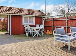 4 Person Holiday Home in Lottorp