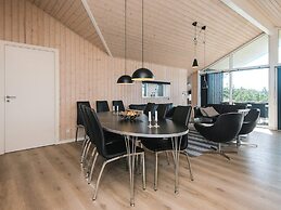 Holiday Home in Henne