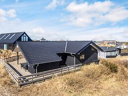 Holiday Home in Henne