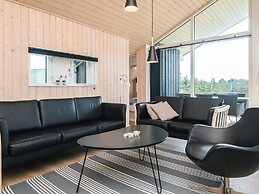 Holiday Home in Henne