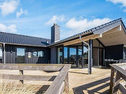 Holiday Home in Henne