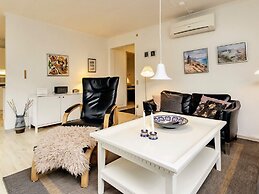 Beachside Serenity-by Traum