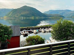 8 Person Holiday Home in Barmen