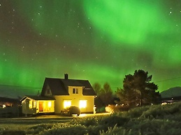 6 Person Holiday Home in Storsteinnes