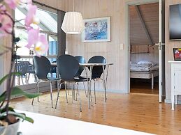 6 Person Holiday Home in Vaeggerlose