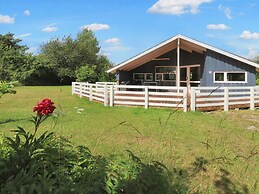 6 Person Holiday Home in Vaeggerlose