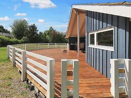 6 Person Holiday Home in Vaeggerlose