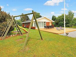 Spacious Retreat in Marielyst-by Traum