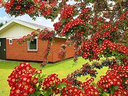 Spacious Retreat in Marielyst-by Traum